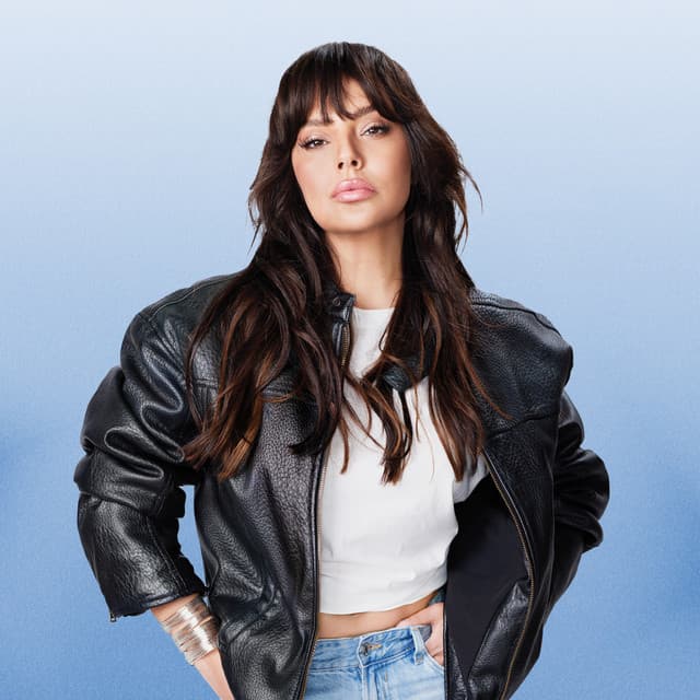 Ebru Gündeş — Turkish Pop | کنسرت استانبول